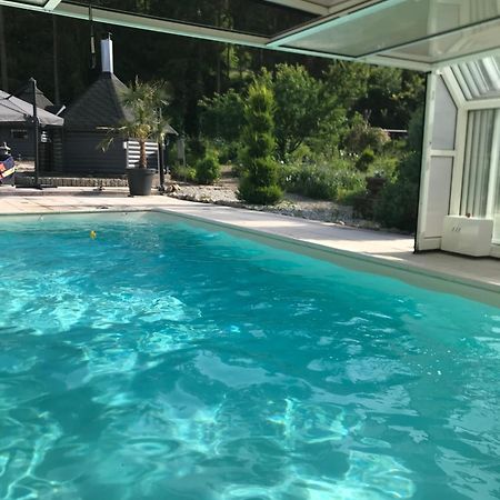סנט-אבול Logis Hotel Domaine Du Moulin מראה חיצוני תמונה