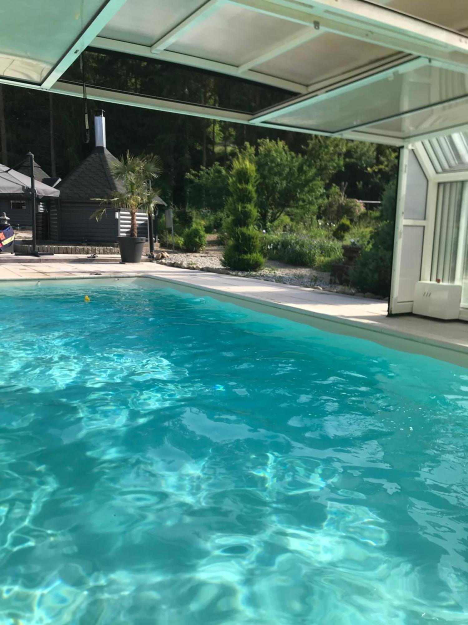 סנט-אבול Logis Hotel Domaine Du Moulin מראה חיצוני תמונה