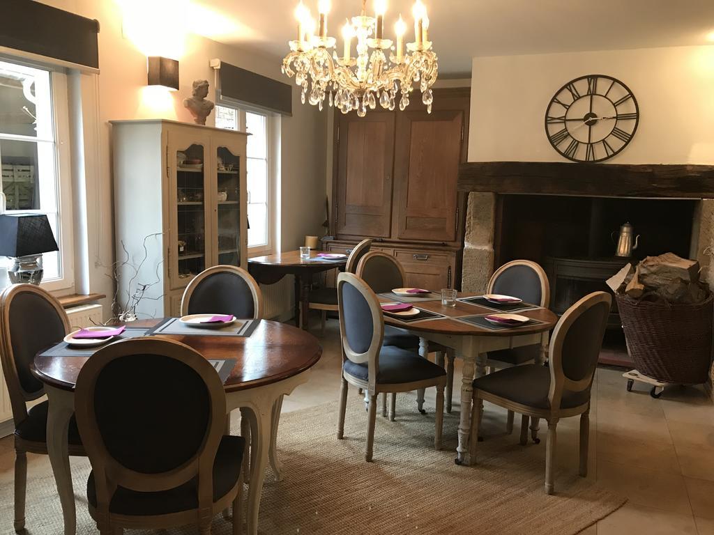 סנט-אבול Logis Hotel Domaine Du Moulin מראה חיצוני תמונה