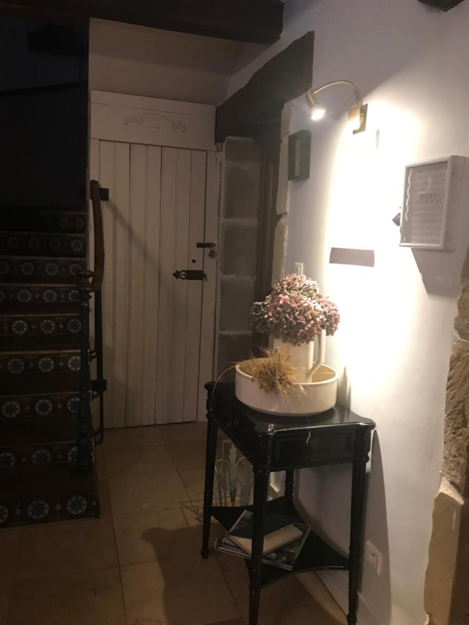 סנט-אבול Logis Hotel Domaine Du Moulin מראה חיצוני תמונה