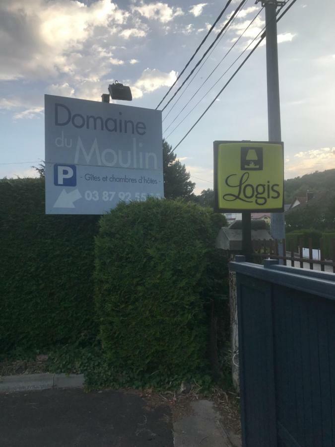 סנט-אבול Logis Hotel Domaine Du Moulin מראה חיצוני תמונה